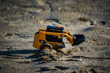 Kurs na minikoparki - jak rozpocząć pracę jako operator?