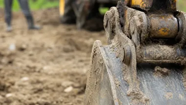 Ponad 339 tys. zł na remont drogi łączącej dwa powiaty