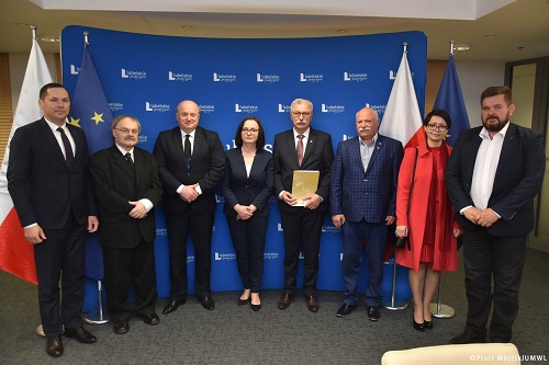 Powiat Chełm: Umowa dotycząca DPS-u w Rejowcu podpisana!