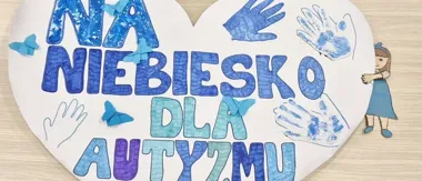 Niebieski świat wybrany w gminie. 141 uczniów pokazało siłę różnorodności